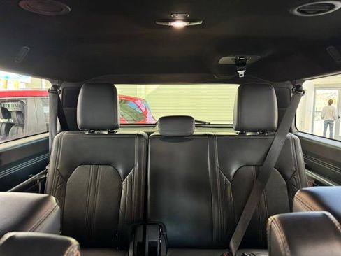 Used 2024 Ford Expedition Max Platinum image 18
