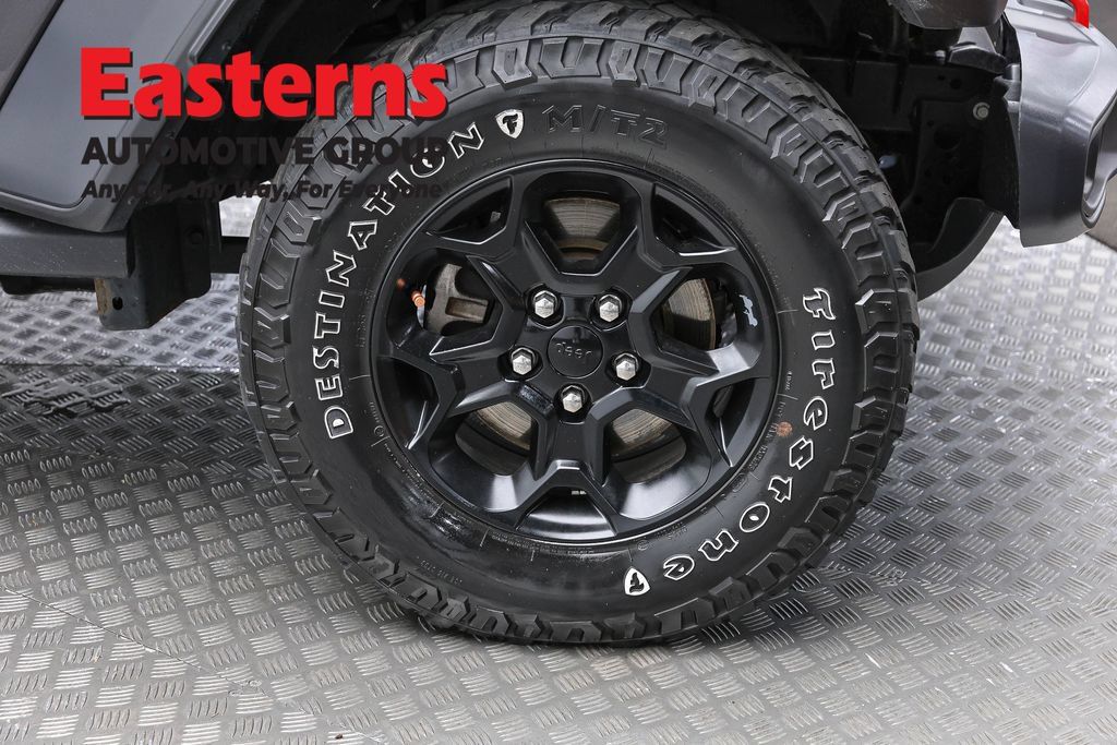 Used 2023 Jeep Wrangler Unlimited w/ Cold Weather Group AWD/4WD image 31
