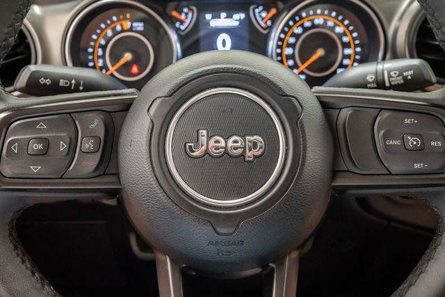 Certified 2023 Jeep Gladiator Sport AWD/4WD image 12