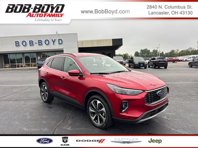 Certified 2023 Ford Escape Platinum AWD/4WD image 1