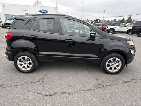 Used 2021 Ford EcoSport SE w/ SE Convenience Package image 2
