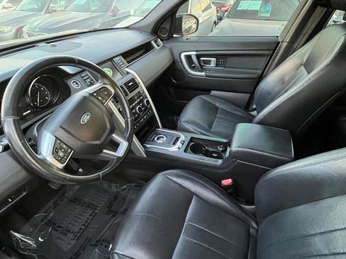 Used 2019 Land Rover Discovery Sport HSE AWD/4WD image 7