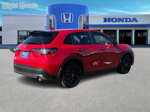 Certified 2025 Honda HR-V Sport image 9