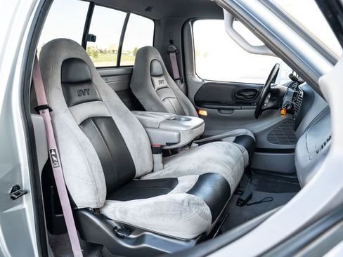 Used 2001 Ford F150 Lightning image 24