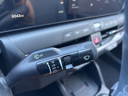 Used 2025 Kia K4 EX image 19