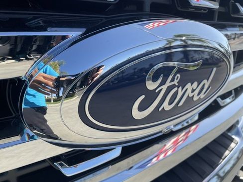 New 2026 Ford F250 XLT w/ XLT Premium Package image 29