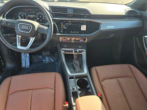 Used 2024 Audi Q3 2.0T Premium w/ Convenience Package image 22