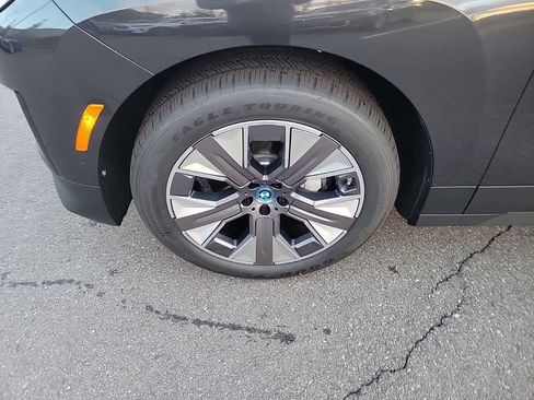 Used 2025 BMW iX xDrive50 w/ Convenience Package image 12