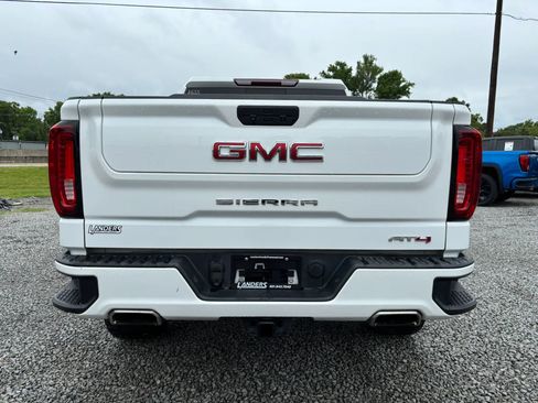Used 2021 GMC Sierra 1500 AT4 w/ AT4 Preferred Package AWD/4WD image 11