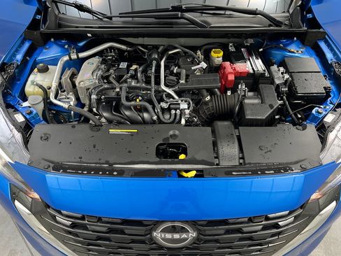 Used 2025 Nissan Sentra SV image 62