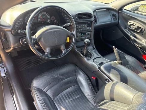 Used 2003 Chevrolet Corvette Convertible w/ Preferred Equipment Group1 RWD image 22