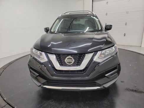 Used 2020 Nissan Rogue SV AWD/4WD image 2