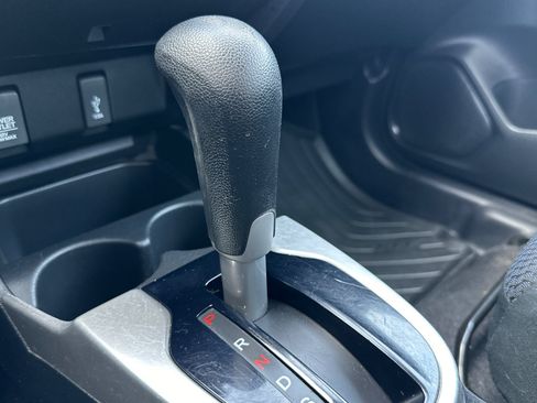Used 2019 Honda Fit LX image 21