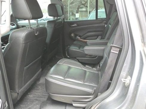 Used 2020 Chevrolet Tahoe Premier image 17