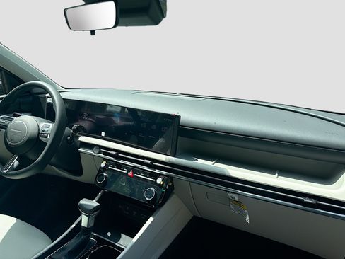 New 2026 Hyundai Tucson SEL Plus FWD image 22