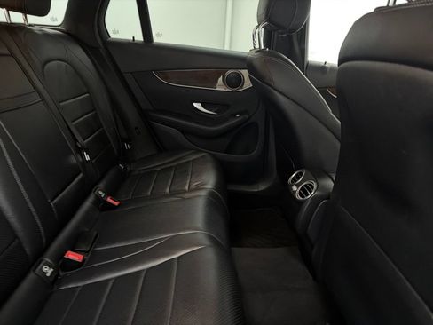 Used 2016 Mercedes-Benz GLC 300 4MATIC image 27