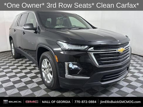 Used 2023 Chevrolet Traverse LS w/ Safety Package image 1