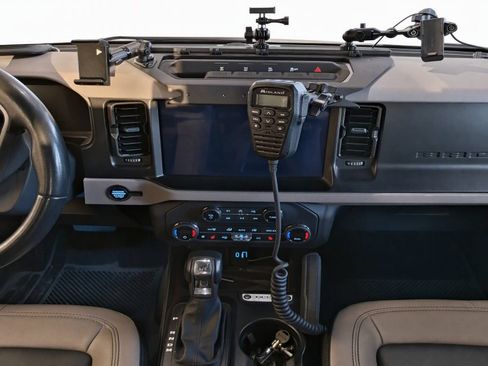 Used 2023 Ford Bronco Wildtrak AWD/4WD image 9