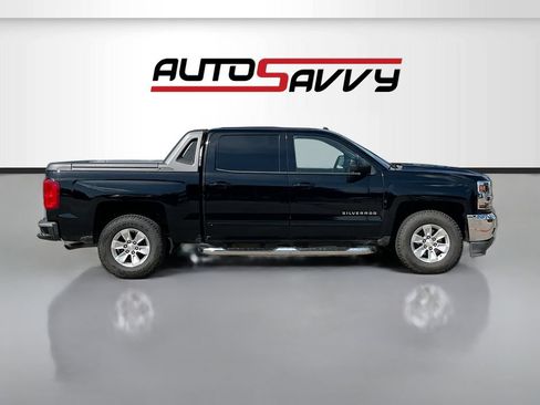 Used 2017 Chevrolet Silverado 1500 LT w/ High Desert Package RWD image 8