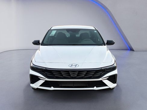 New 2026 Hyundai Elantra Sport image 3