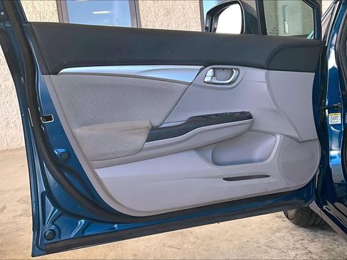 Used 2013 Honda Civic EX image 22