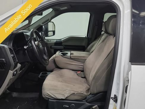 Used 2018 Ford F150 XLT w/ Equipment Group 301A Mid AWD/4WD image 9