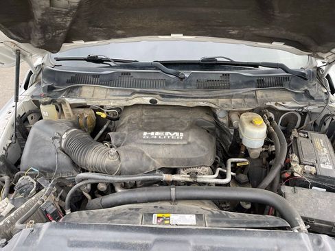 Used 2014 RAM 2500 Tradesman w/ Chrome Appearance Group image 33