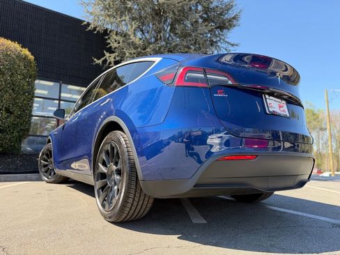 Used 2020 Tesla Model Y Long Range image 20