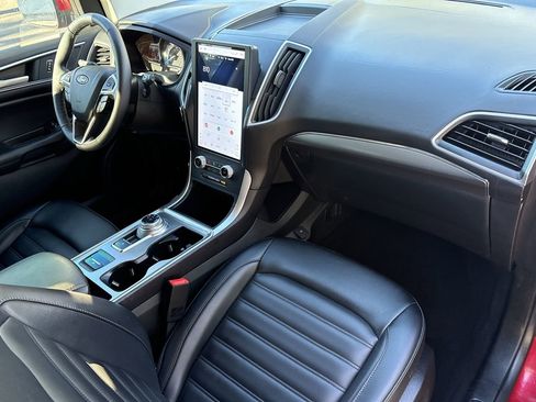 Used 2022 Ford Edge SEL w/ Convenience Package image 20