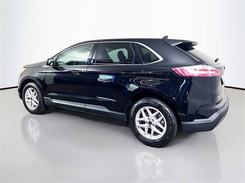 Used 2023 Ford Edge SEL image 7