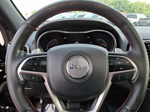 Used 2020 Jeep Grand Cherokee Trailhawk AWD/4WD image 22
