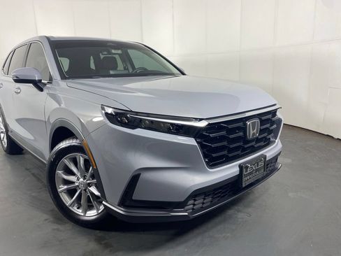 Used 2023 Honda CR-V EX image 2