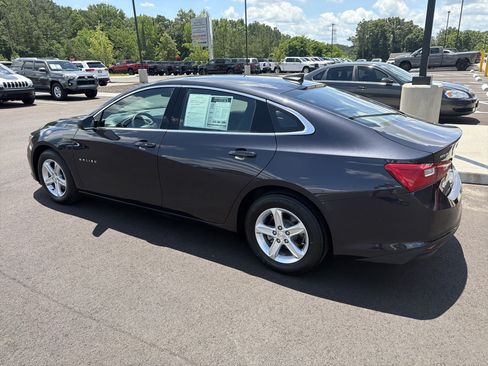Used 2023 Chevrolet Malibu LS FWD image 20