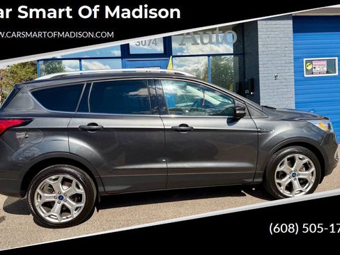 Used 2019 Ford Escape Titanium AWD/4WD image 1
