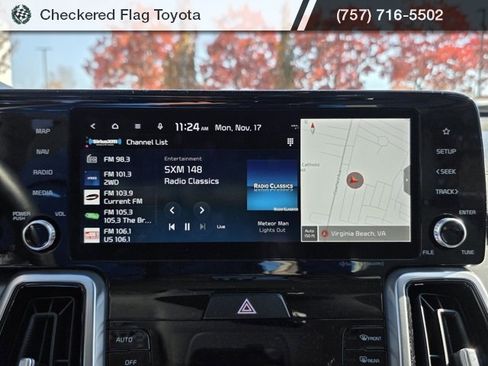 Used 2023 Kia Sorento SX image 16