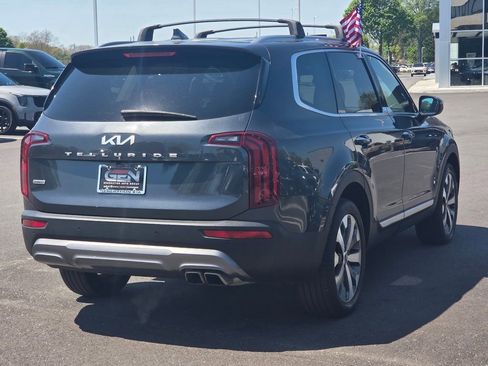 Used 2022 Kia Telluride S AWD/4WD image 4