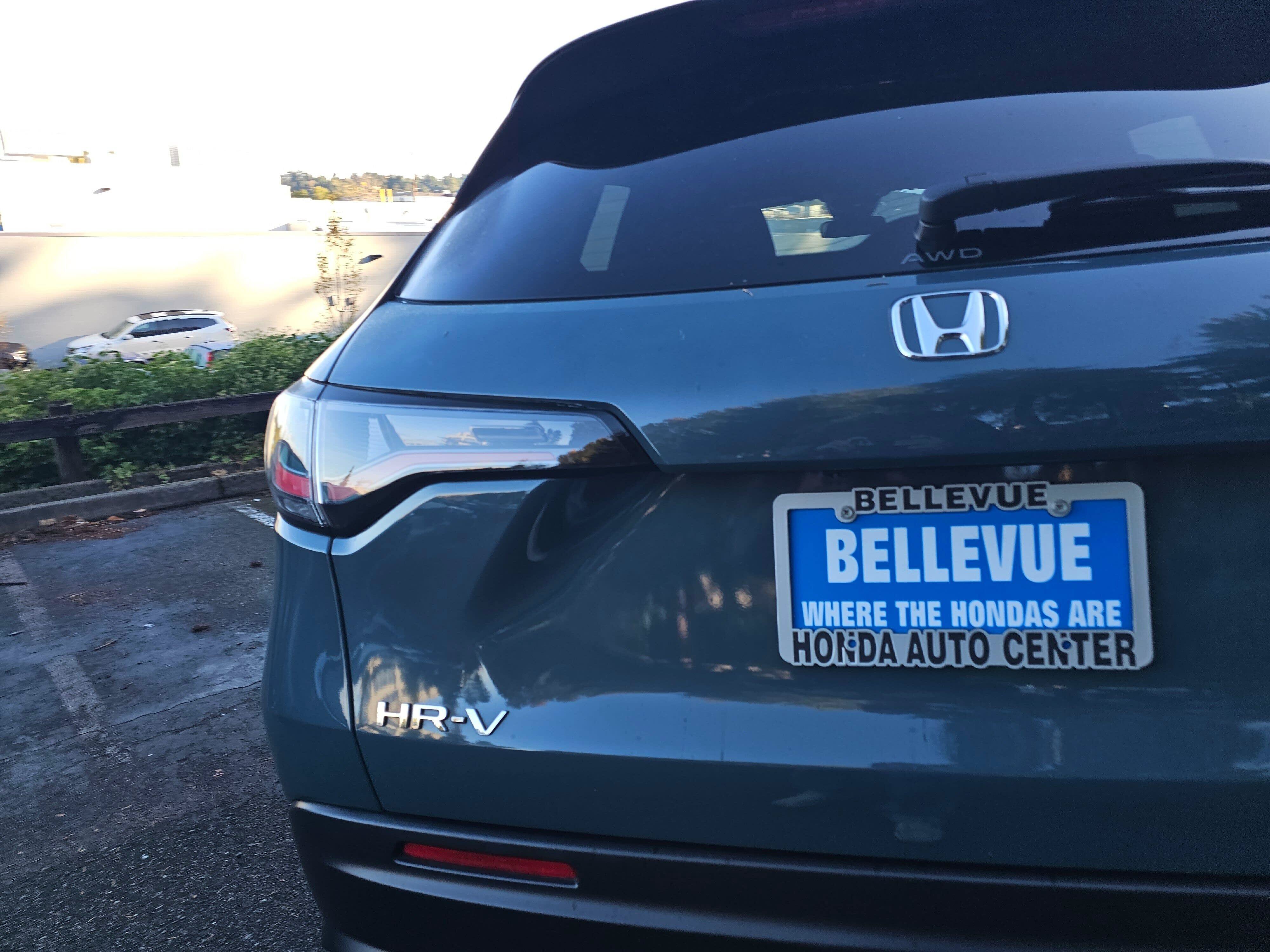 Certified 2025 Honda HR-V Sport image 16