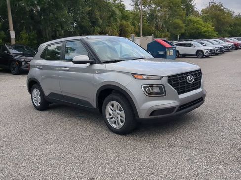New 2026 Hyundai Venue SE FWD image 9