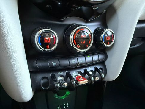 Used 2016 MINI Cooper S FWD image 33