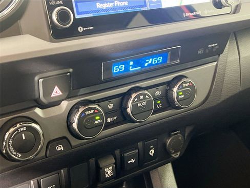 Used 2023 Toyota Tacoma TRD Sport w/ Black Out Package (TMS) image 15