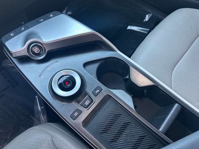 Used 2023 Kia EV6 Wind w/ Wind Technology Package RWD image 27
