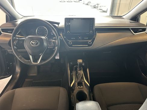 Used 2022 Toyota Corolla SE image 9