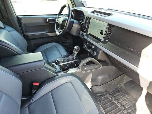 Used 2022 Ford Bronco Everglades AWD/4WD image 13