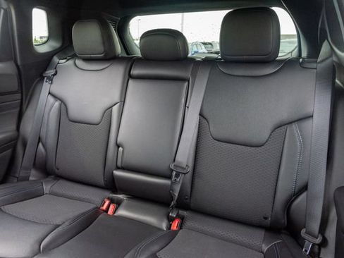 New 2026 Jeep Compass Latitude AWD/4WD image 19
