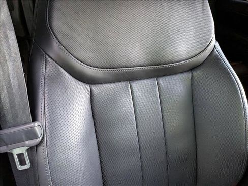 Used 2023 Land Rover Range Rover SE image 19