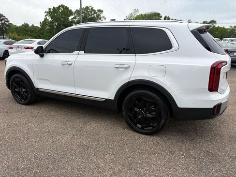 Used 2024 Kia Telluride S w/ S Sunroof Package image 9