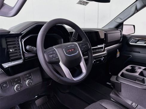 New 2026 GMC Sierra 1500 SLE w/ Preferred Package AWD/4WD image 3