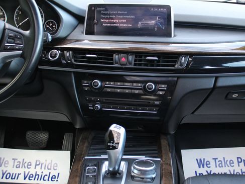 Used 2017 BMW X5 xDrive40e AWD/4WD image 21