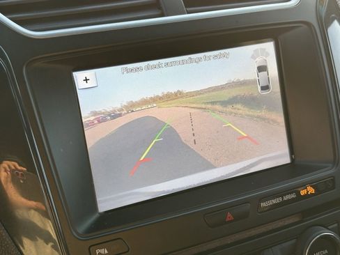 Used 2017 Ford Explorer XLT w/ Equipment Group 202A image 51