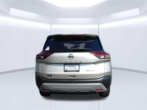 Used 2021 Nissan Rogue SL w/ Premium Package AWD/4WD image 4